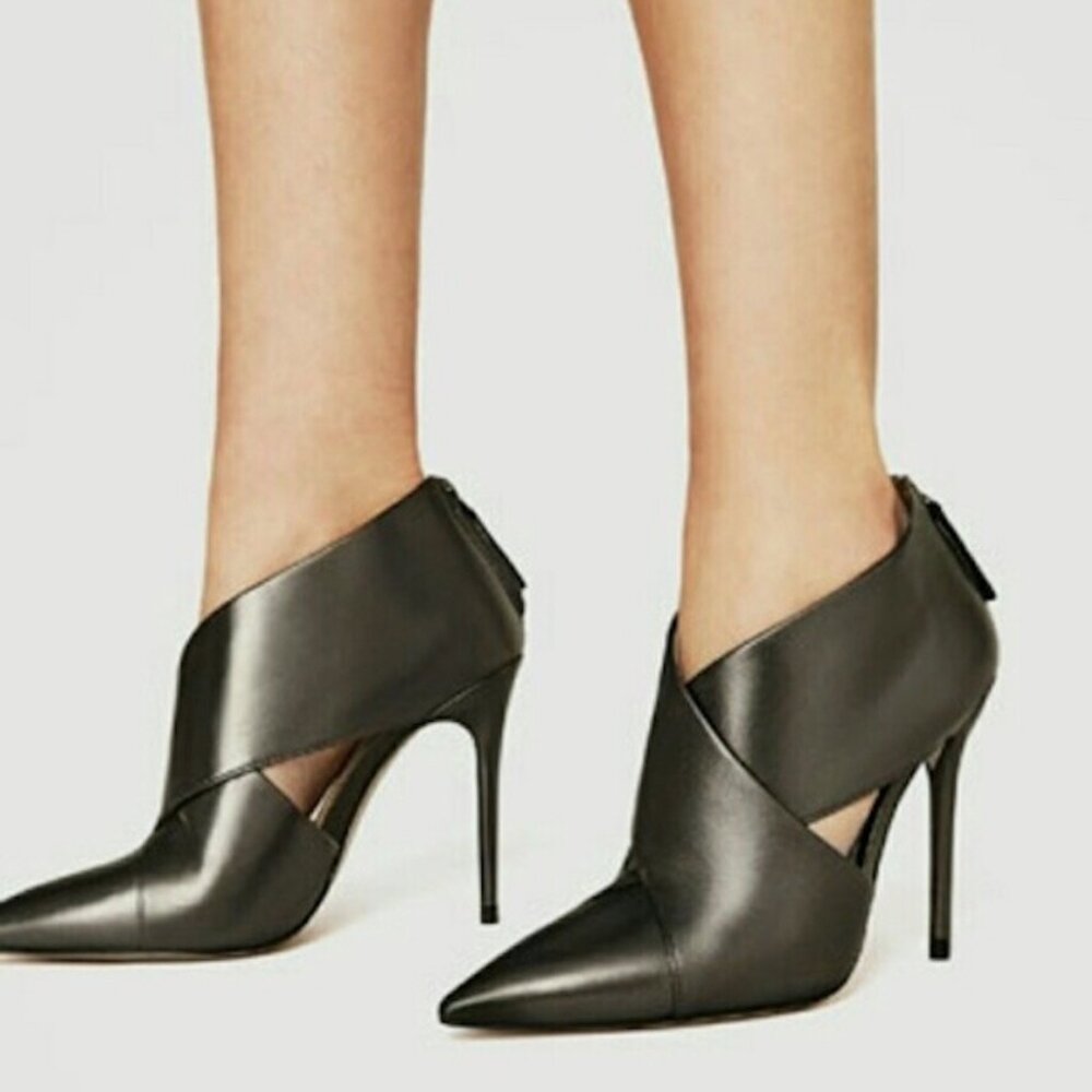 Zara Wrap Around Crossover Gray High Heel Leather Ankle Bootie